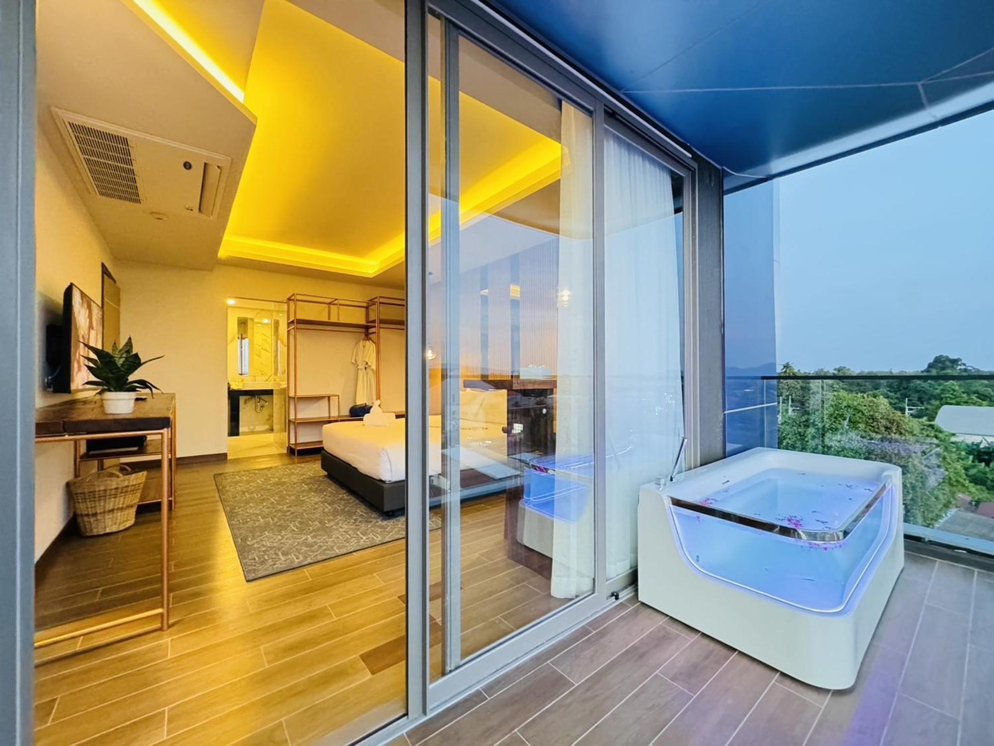 The Blue Hotel - Sha Plus Chalong Exterior foto