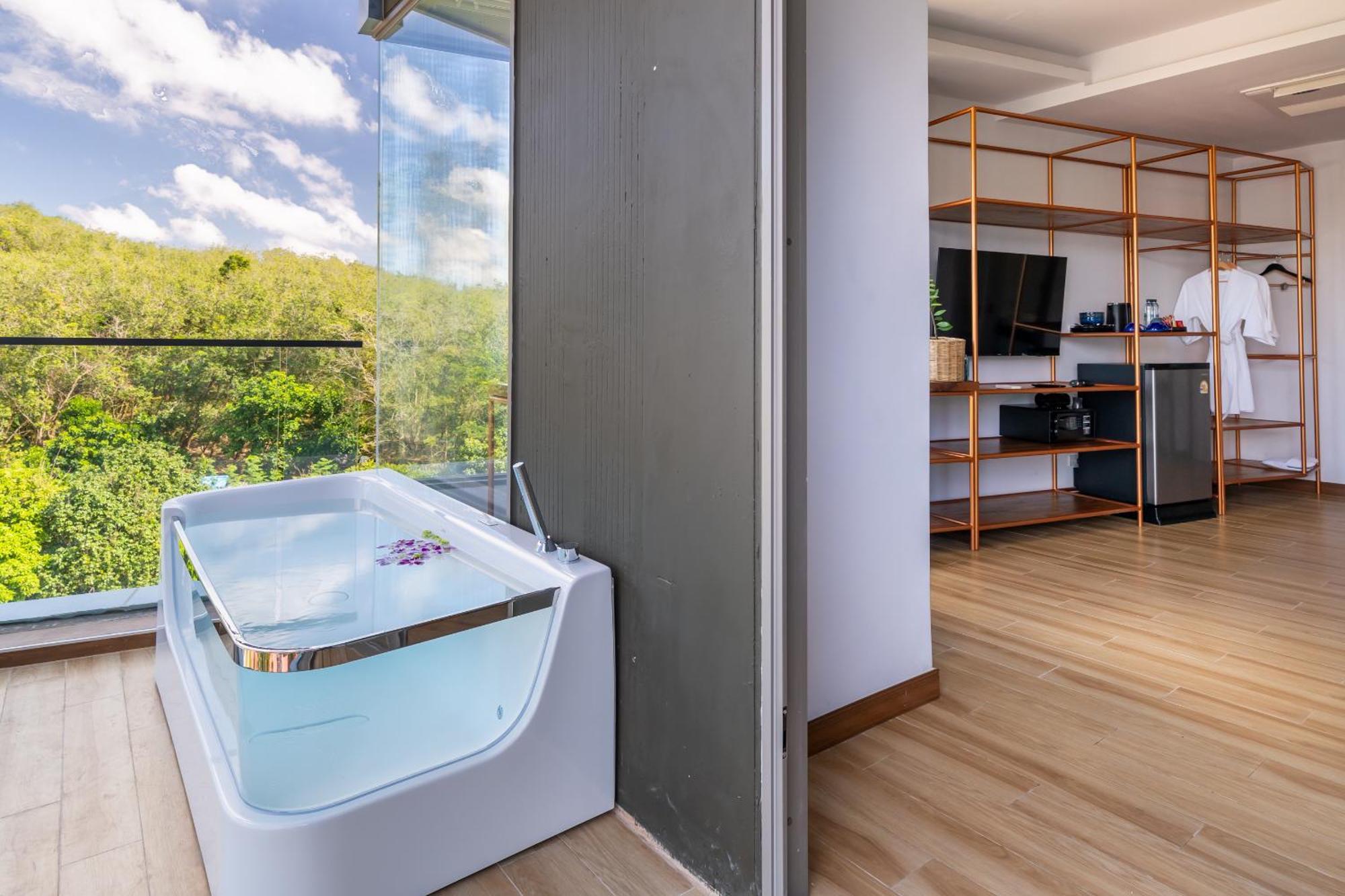 The Blue Hotel - Sha Plus Chalong Zimmer foto
