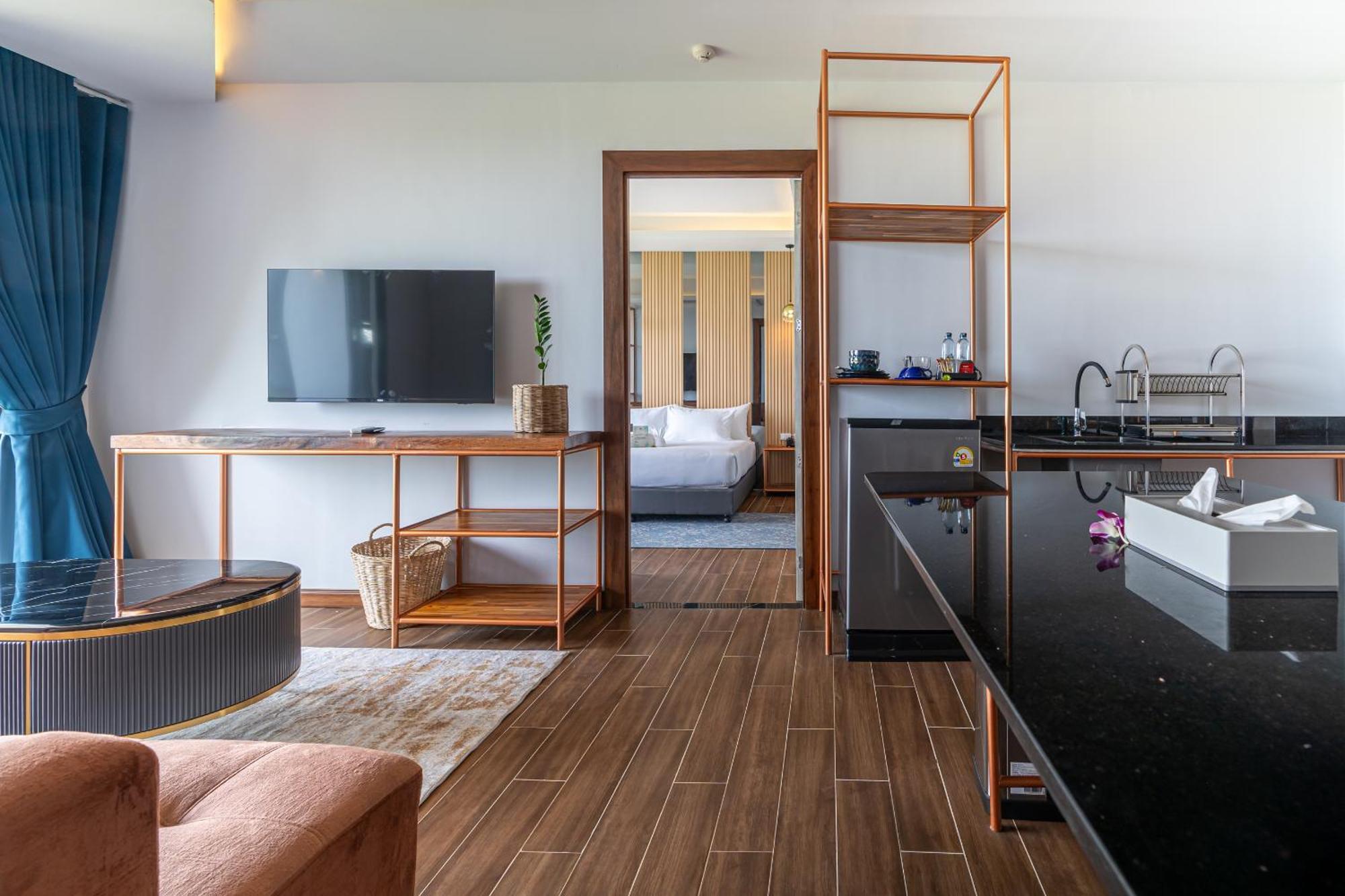 The Blue Hotel - Sha Plus Chalong Zimmer foto